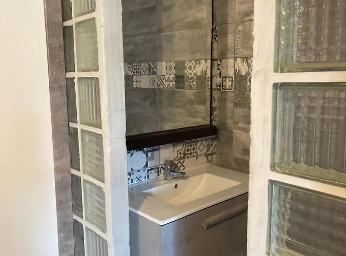 Bed and Breakfast Proprietaire Prive 3*